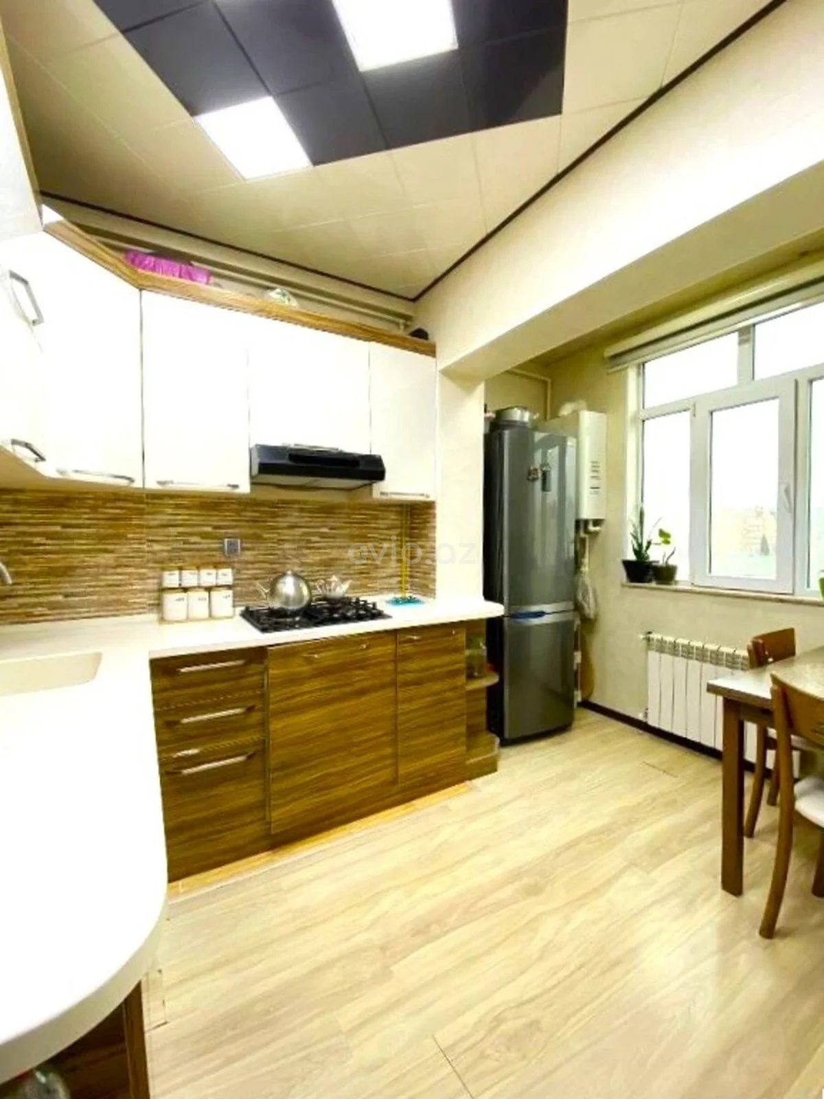 3 otaqlı tam təmirli mənzil satılır 8-ci kilometr qəsəbəsində — Mənzil, Bakı (9)