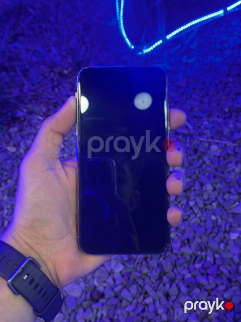 Apple iPhone X Silver 64GB/3GB — Bakı