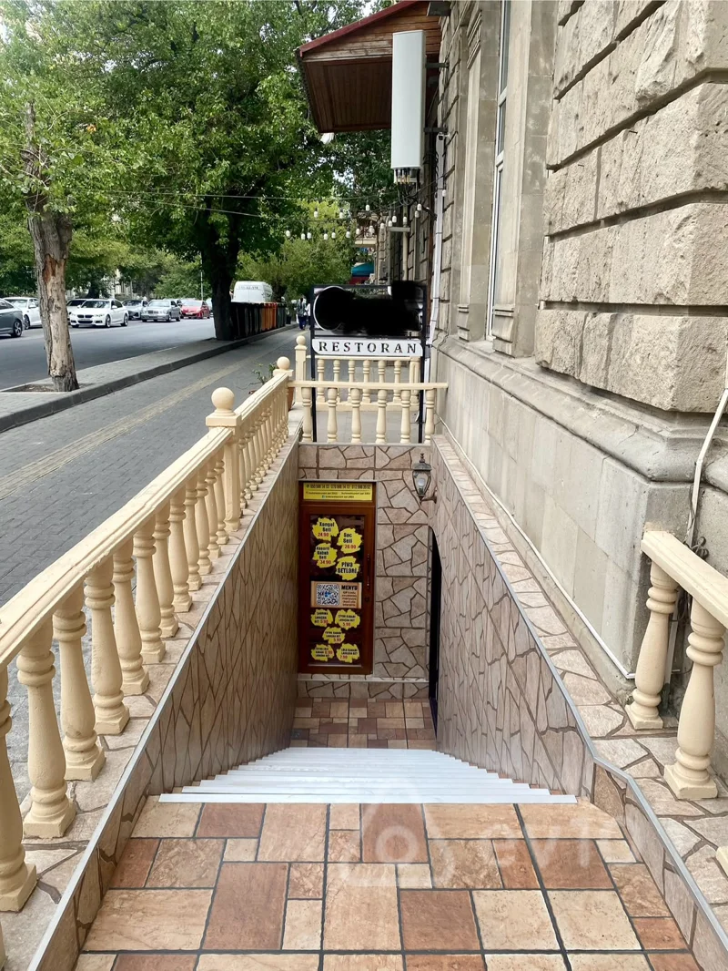 Obyekt, 600 m², Dilarə Əliyeva küçəsi — kirayə — Bakı