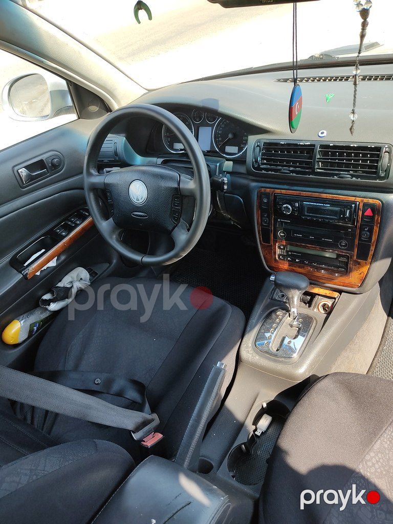 Volkswagen Passat, 1.8 L, 2004 il, 2 570 000 km — Avtomobillər, Bakı (7)