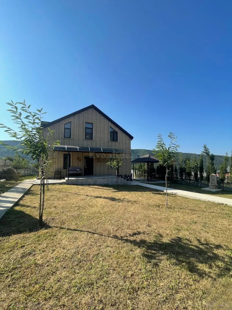 Satılır 4 otaqlı Həyət evi 200 m² Quba — Quba