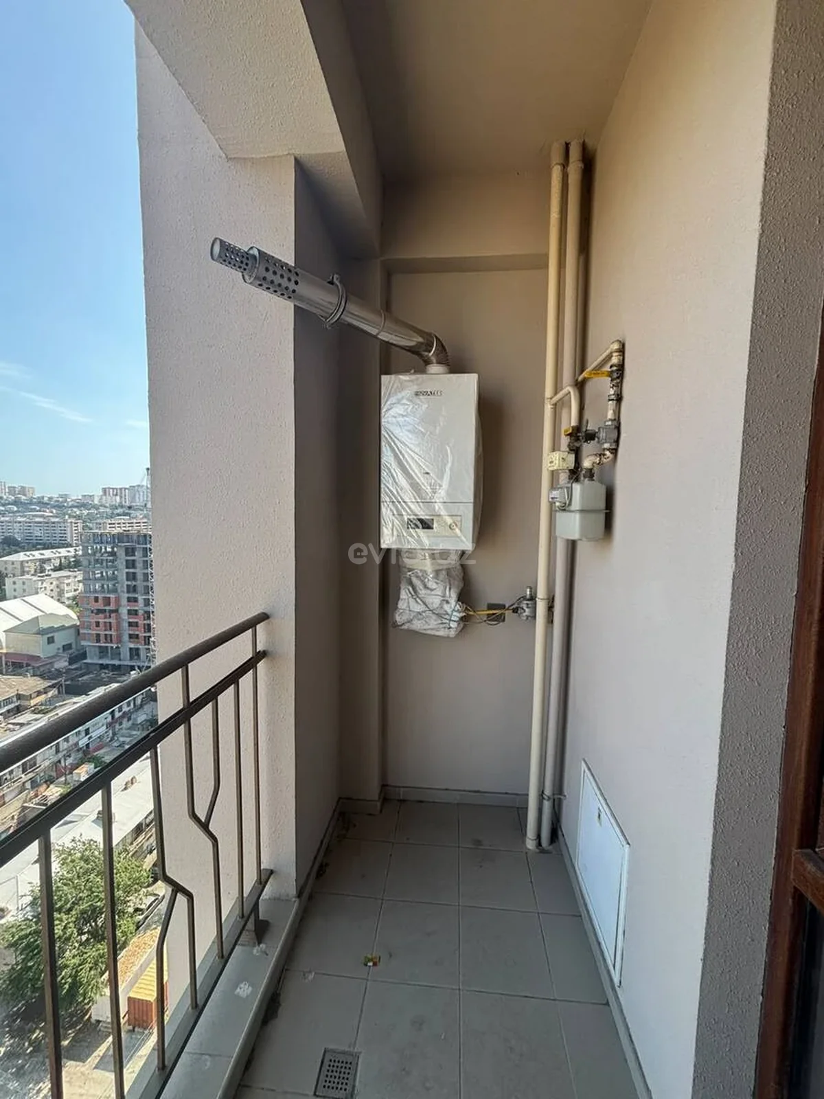 2 otaqlı tam təmirli mənzil satılır Bakıxanov qəsəbəsində — Mənzil, Bakı (10)