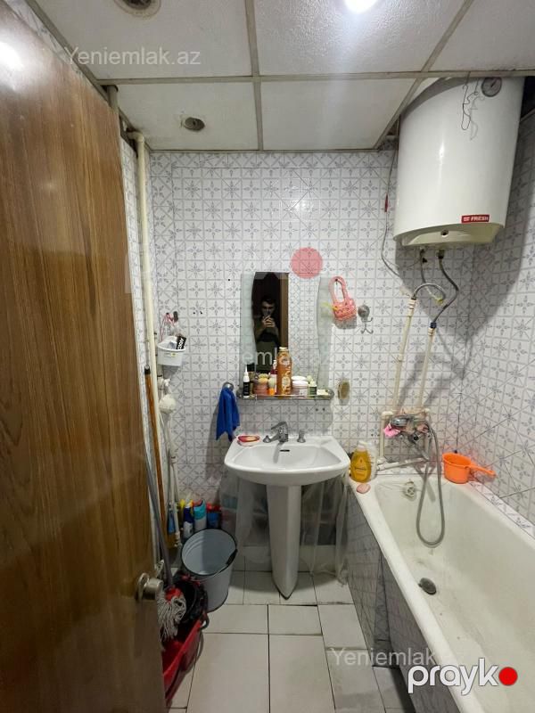 Satılır 3 otaqlı Bina evi menzil (Köhnə tikili), 100 m², Nizami rayonu — Mənzil, Bakı (9)