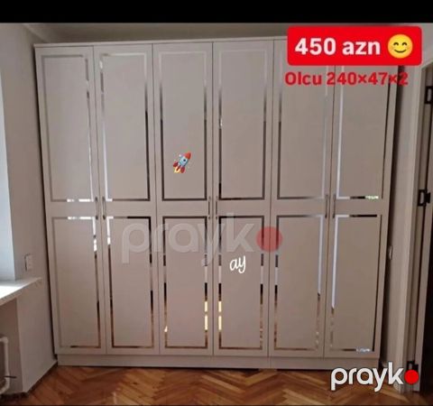 Ağ rəngdə, çox bölməli paltar şkafı - 8 qapılı konstruksiya, klassik — Digah