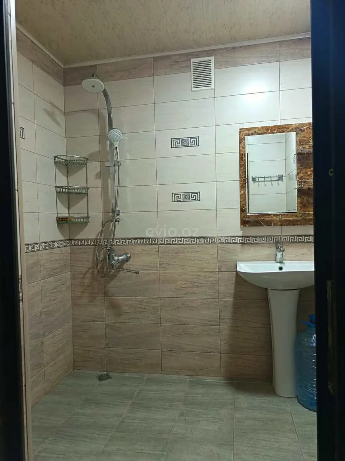 Kirayə 2 otaqlı mənzil Qaraçuxur qəsəbəsində — Mənzil, Bakı (9)