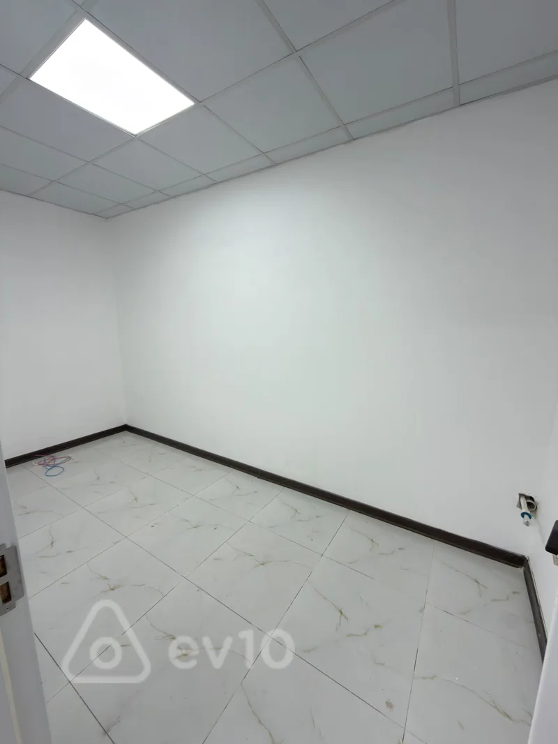 Ofis, 134 m², 28 May Metronun yaxınlığı — kirayə — Ofis, Bakı (11)
