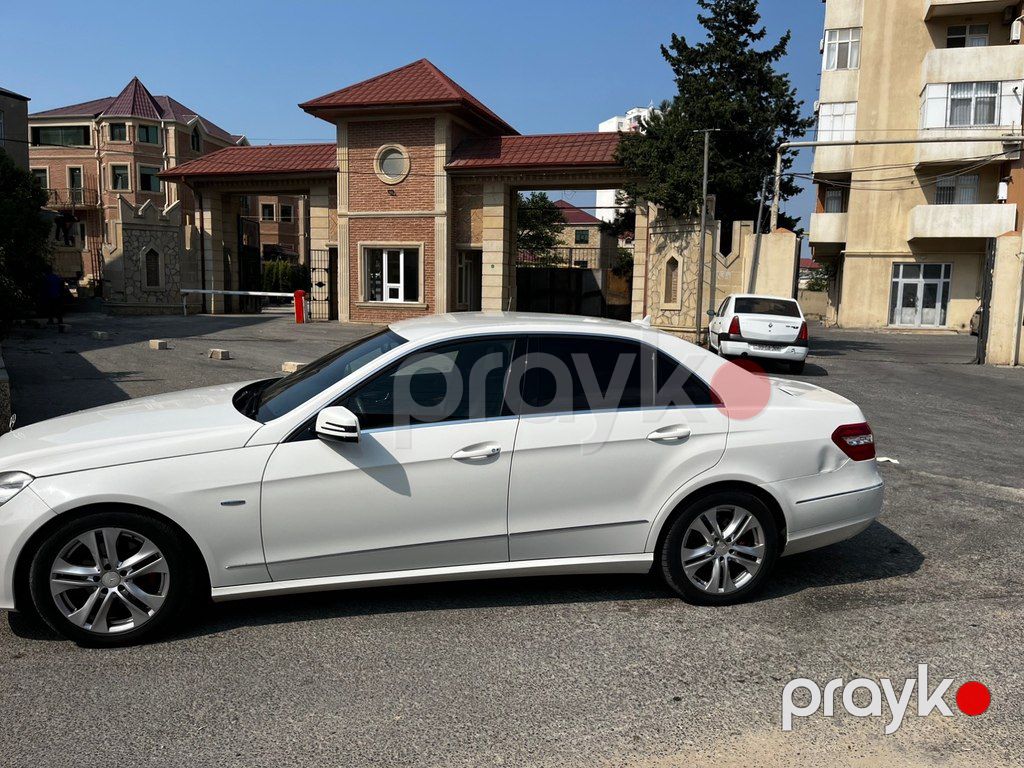 Mercedes E 220, 2.1 L, 2010 il, 270 000 km — Avtomobillər, Bakı (3)