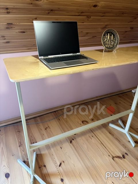 Azərbaycan dilində Loft dizaynlı ayaqüstü iş masası – 70 AZN Əl — Digah