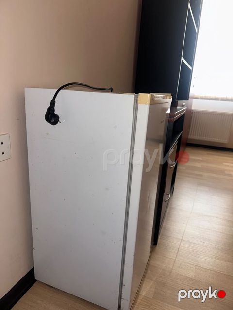 130 Azn soyuducu satılır Tam islək.7nvan Zabrat 2 kruqun yaxınligi — Digah