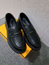 Manarossı Bonettı qadın loaferləri - Rəng: qara - Material: təbii — Туфли