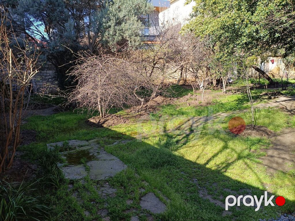 Çox tanımış ərazidə yerləşən olaraq amerikanka tipli ev və — Ev, villa, Bakı (2)