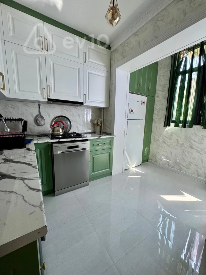 4 otaqlı mənzil, 110 m², Yeni Yasamal Esed Ehmedov kucesi — Mənzil, Bakı (12)