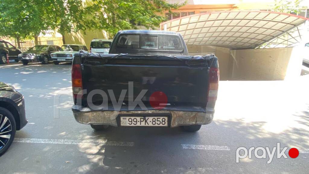Toyota Hilux, 2.5 L, 2011 il, 350 000 km — Avtomobillər, Bakı (2)