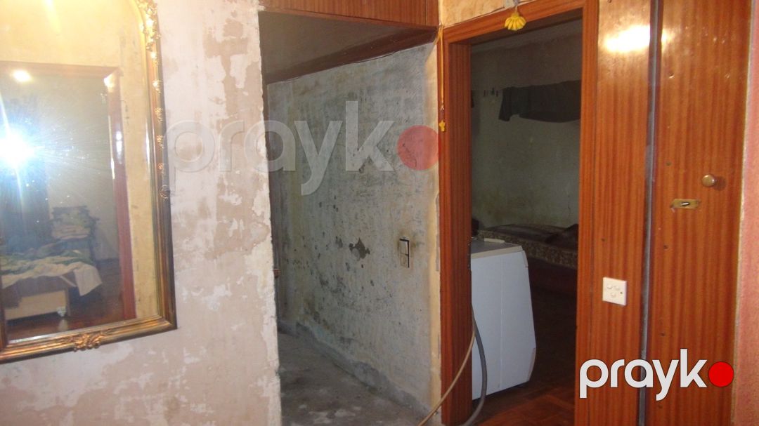 Satılır 2 otaqlı köhnə tikili 65 m² — Mənzil, Bakı (5)