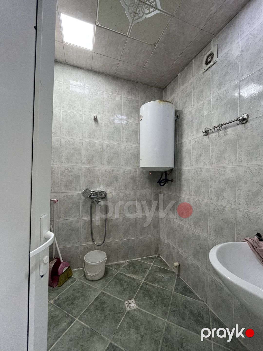 Satılır 2 otaqlı köhnə tikili 45 m² — Mənzil, Bakı (8)