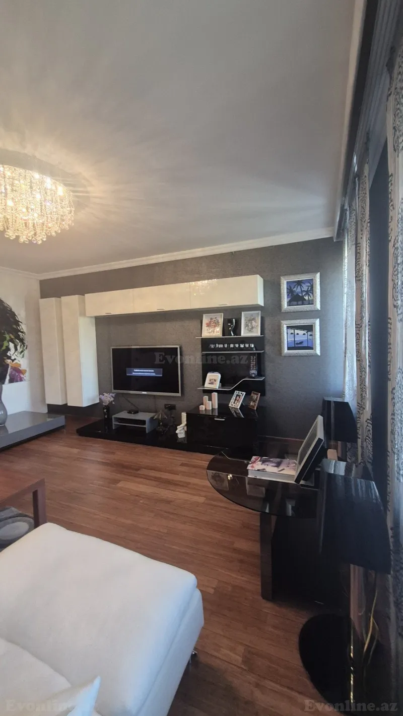Satılır 3 otaqlı Mənzil Köhnə tikili 101 m² Bakı, Səbail r — Mənzil, Bakı (5)