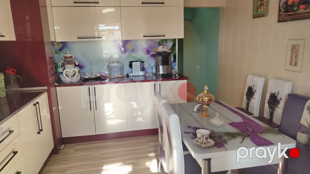 Satılır 5 otaqlı köhnə tikili 125 m² — Mənzil, Bakı (2)