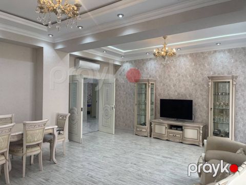 İcarəyə verilir 3 otaqlı yeni tikili 140 m² — Bakı