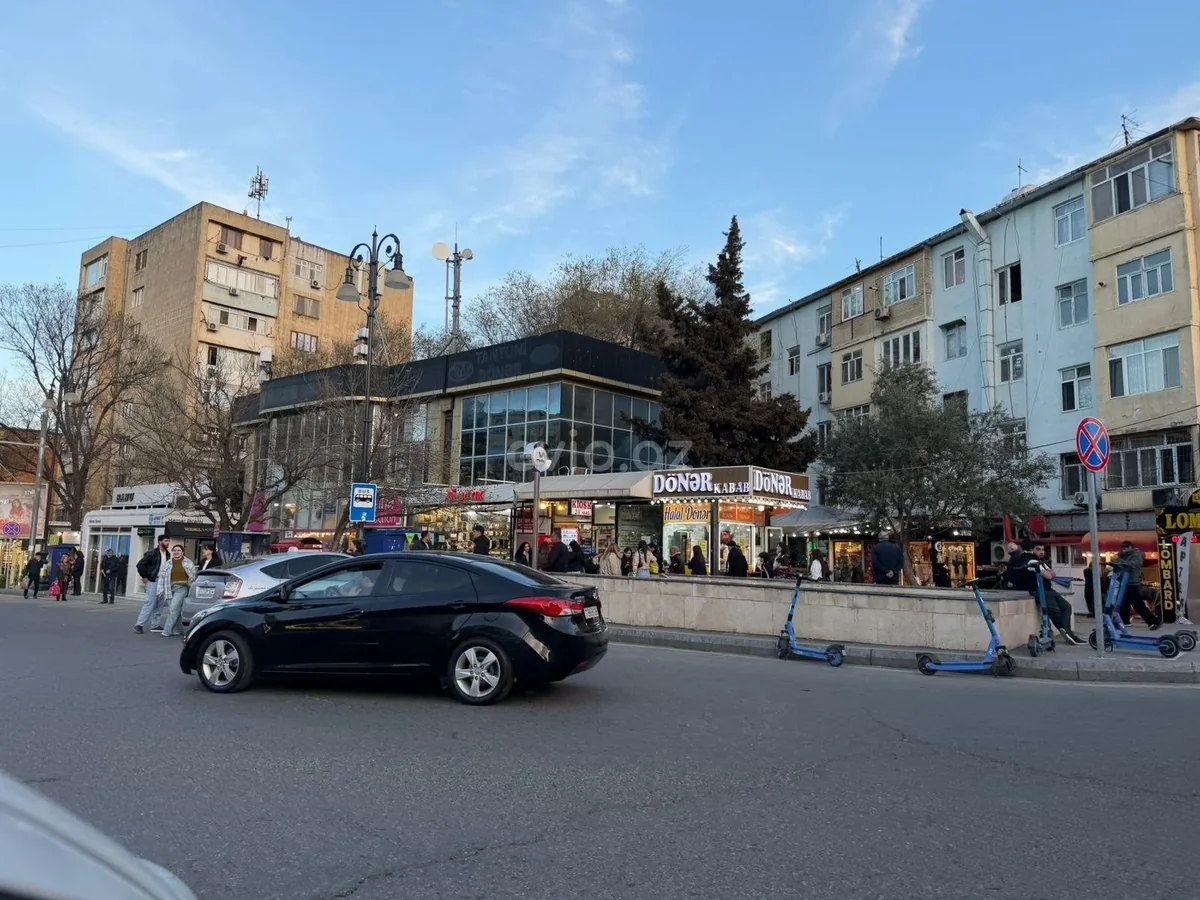 1 otaqlı orta təmirli mənzil satılır 3-cü mikrorayonda — Mənzil, Bakı (11)