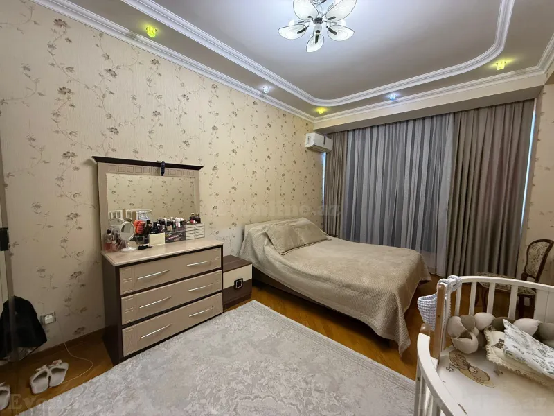 Satılır 4 otaqlı Mənzil Yeni tikili 145 m² Bakı, Nəsimi r., 28 May m — Mənzil, Bakı (4)
