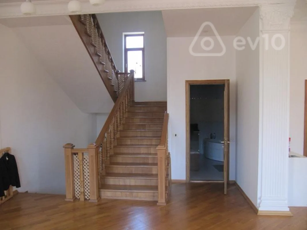 7 otaqlı həyət evi, 400 m², Həsən Əliyev küc 11 — Ev, villa, Bakı (7)