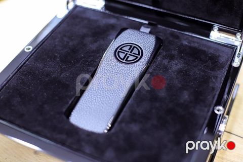 XOR X2 Ebony Titanium Exclusive New XOR X2 Ebony Titanium 5G Model — Bakı