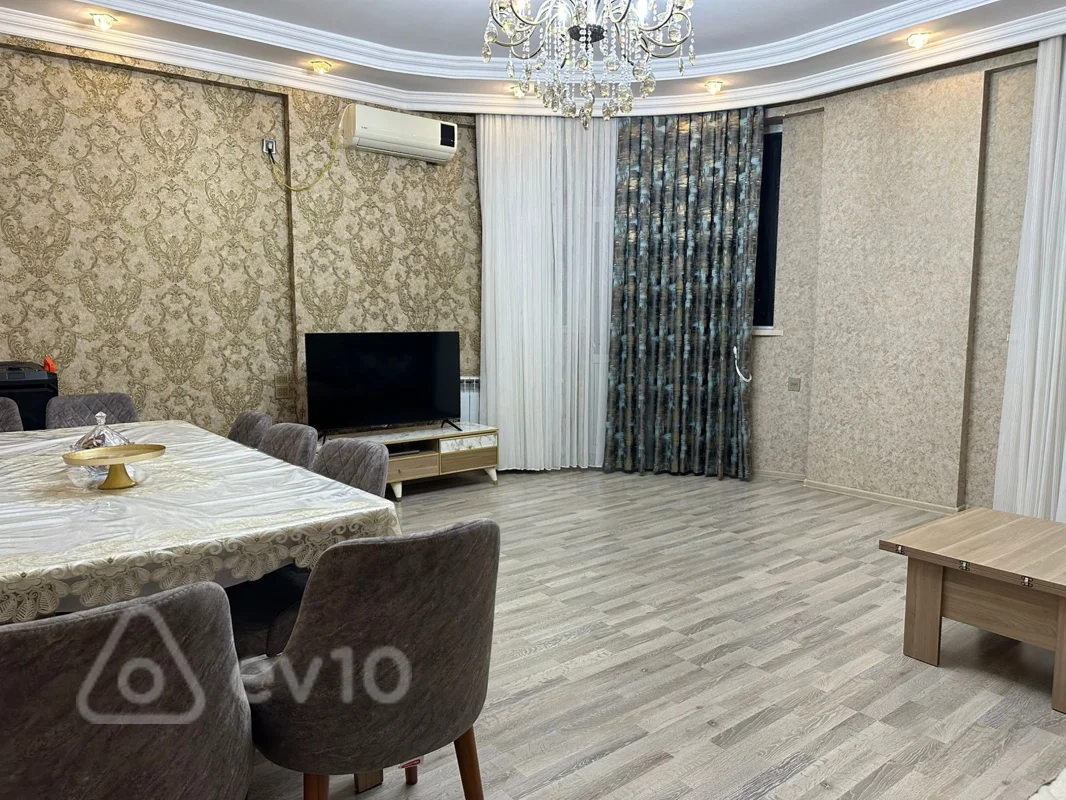 4 otaqlı mənzil, 157 m², Lütvüzadə küçəsi — Bakı