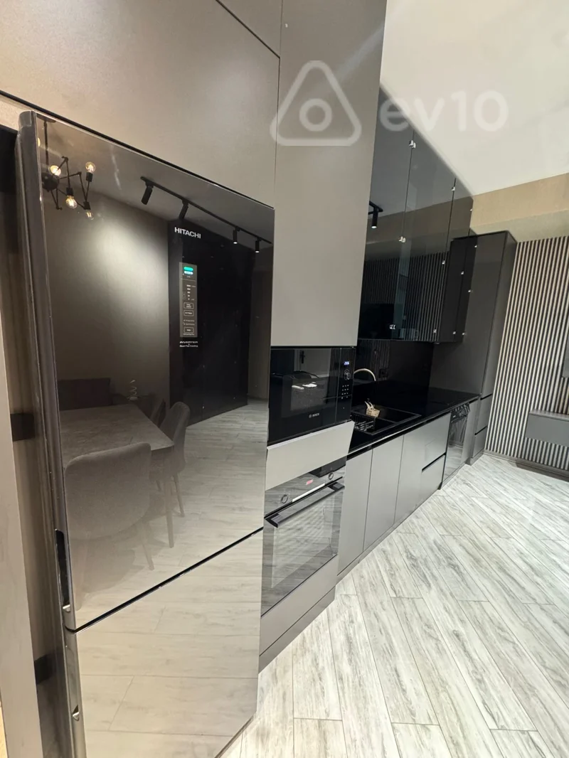 3 otaqlı mənzil, 100 m², Xaqani Rustamov — kirayə — Mənzil, Bakı (6)