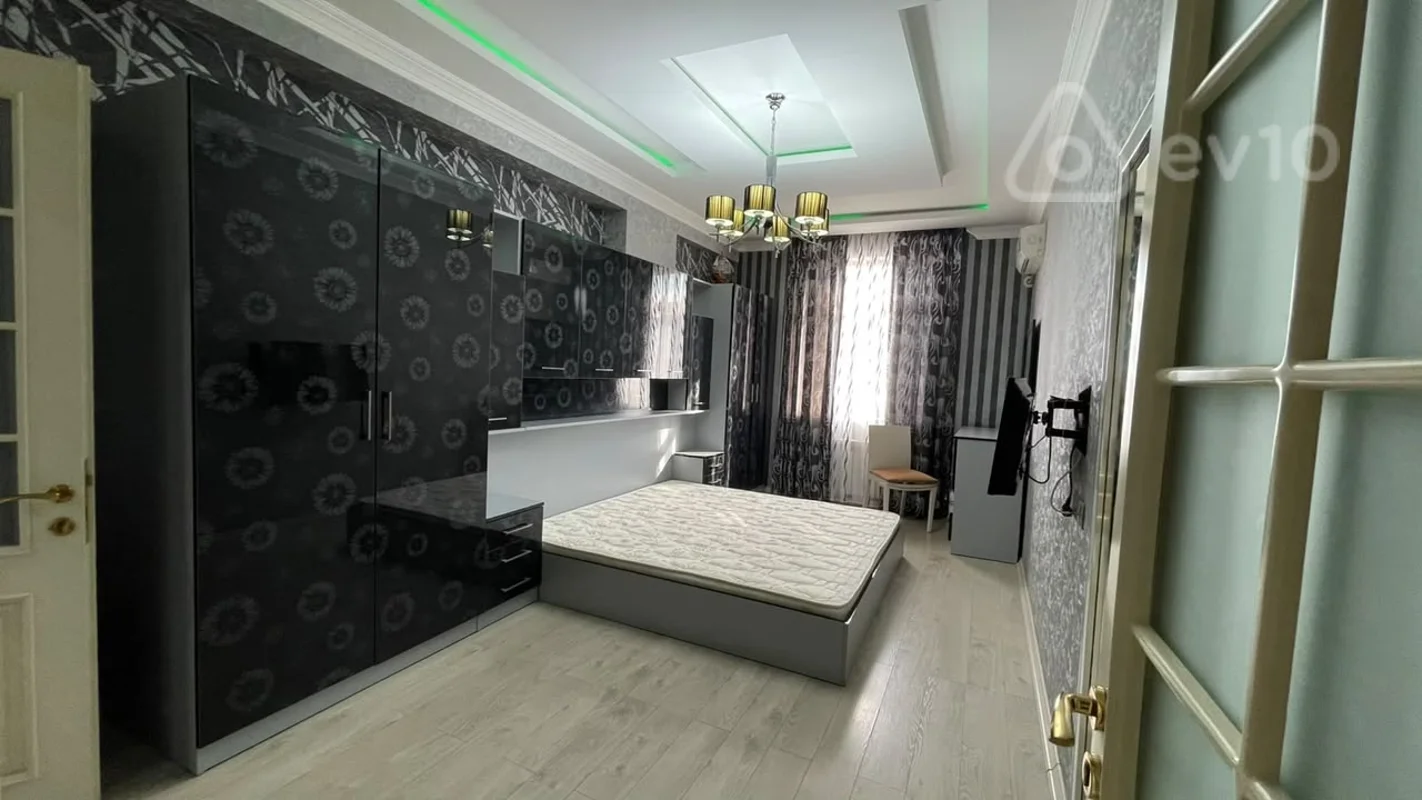 3 otaqlı mənzil, 172 m², Təbriz küçəsi — kirayə — Mənzil, Bakı (8)