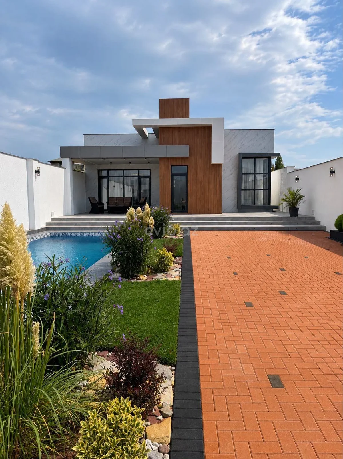 4 otaqlı villa satılır Mərdəkan qəsəbəsində — Ev, villa, Bakı (2)
