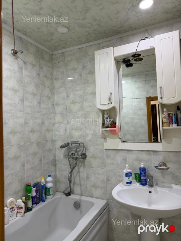Satılır 2 otaqlı Bina evi menzil (Köhnə tikili), 65 m², Xətai rayonu — Mənzil, Bakı (7)