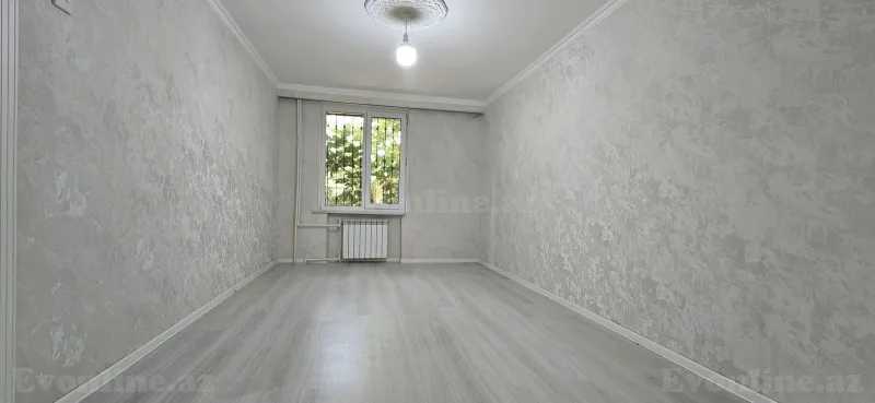 Satılır 2 otaqlı Mənzil Köhnə tikili 50 m² Bakı, Nizami r., Neftçilər m., 8-ci kilometr — Bakı