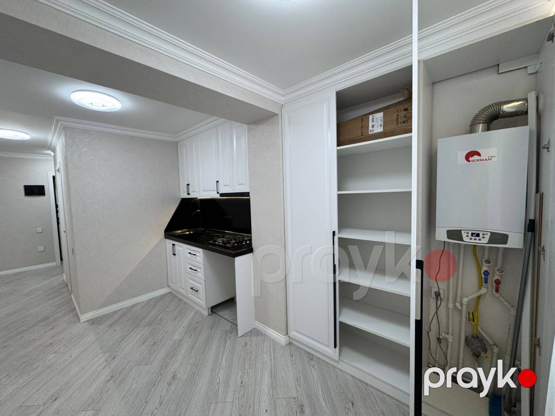 Satılır 2 otaqlı köhnə tikili 50 m² — Mənzil, Bakı (7)