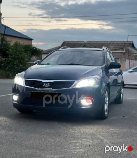 Kia Ceed SW, 1.6 L, 2009 il, 269 852 km — Biləsuvar