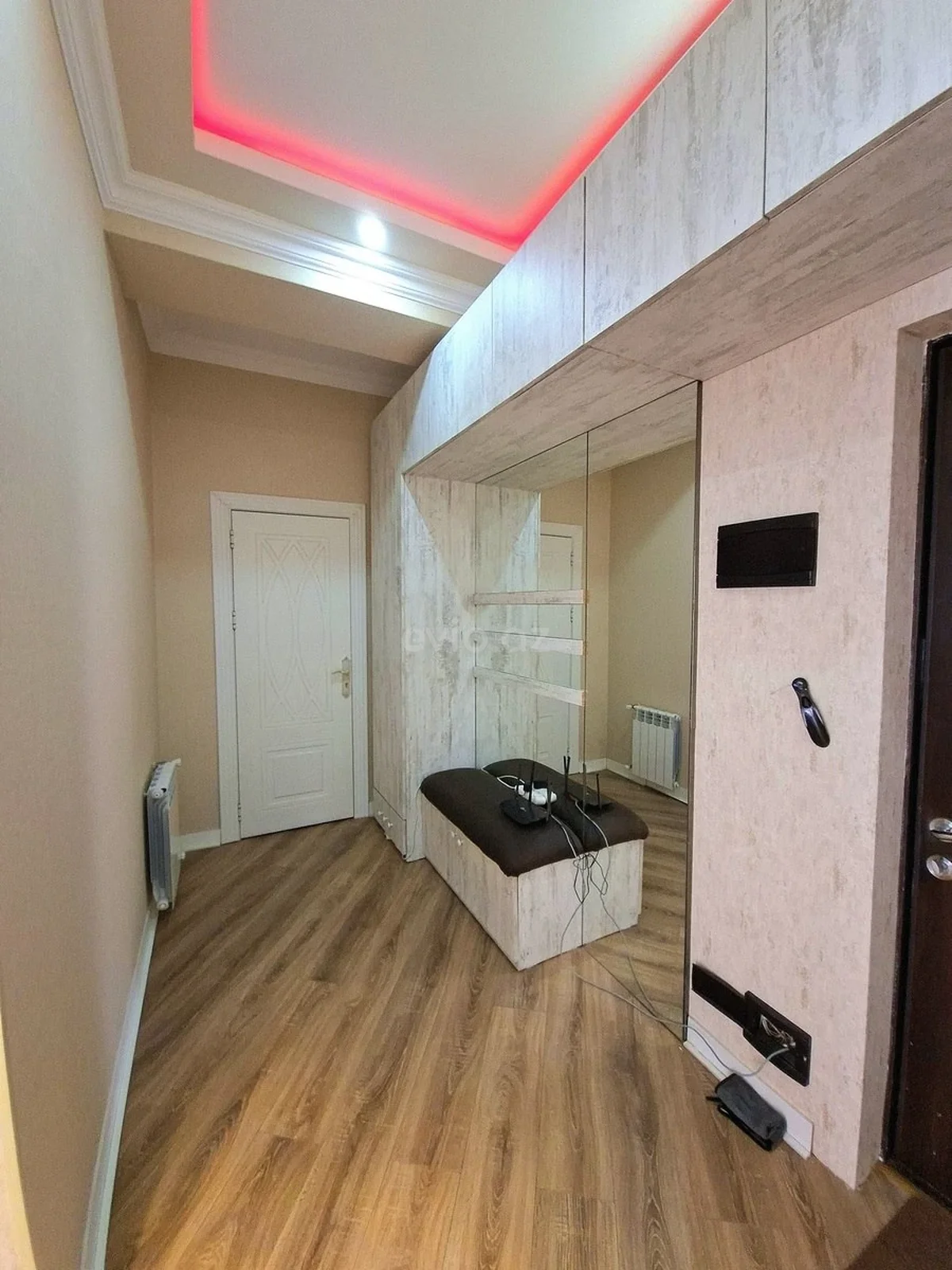 Kirayə 2 otaqlı mənzil Qara Qarayev metrosu yaxınlığında — Mənzil, Bakı (5)