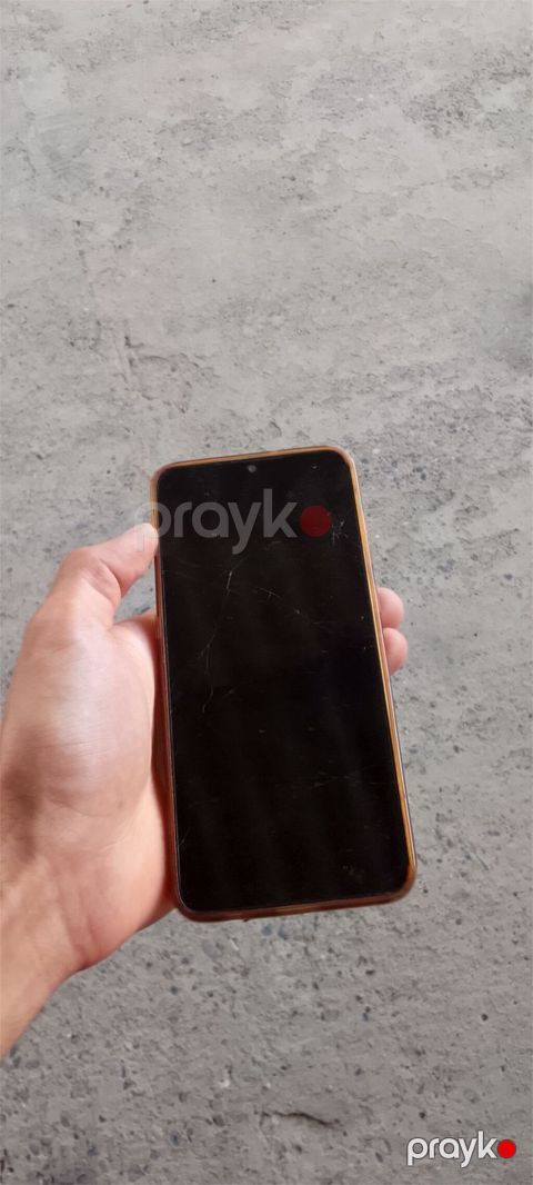 Samsung Galaxy A05, 128 GB, rəng - Qızılı, Sensor — Saatlı