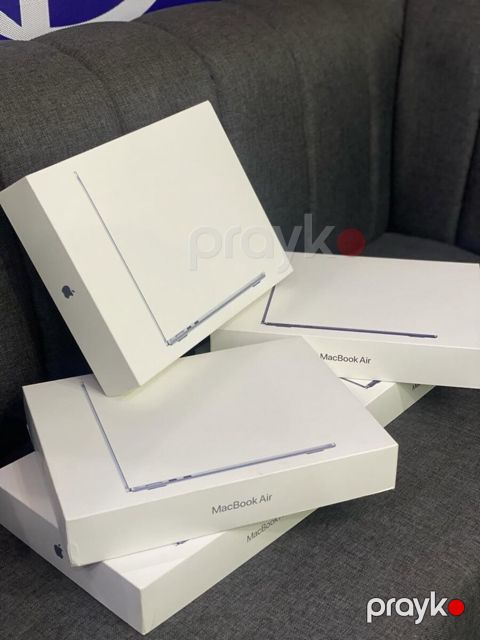 Apple MacBook Air 15 M5 16GB RAM 512GB SSD — Bakı