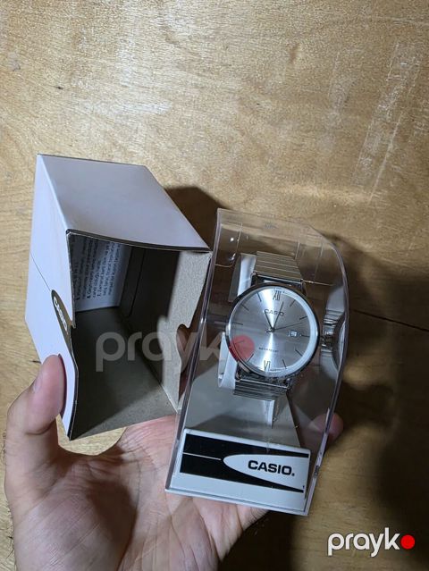 "Casio" qol saatı. Yenidir. İstifadə olunmayıb. Qutusu ilə birgə Cəmi — Bakı