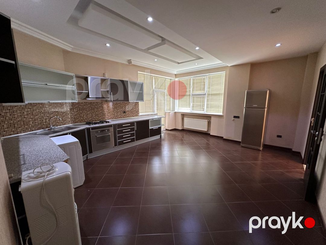 Satılır 5 otaqlı yeni tikili 260 m² — Mənzil, Bakı (10)