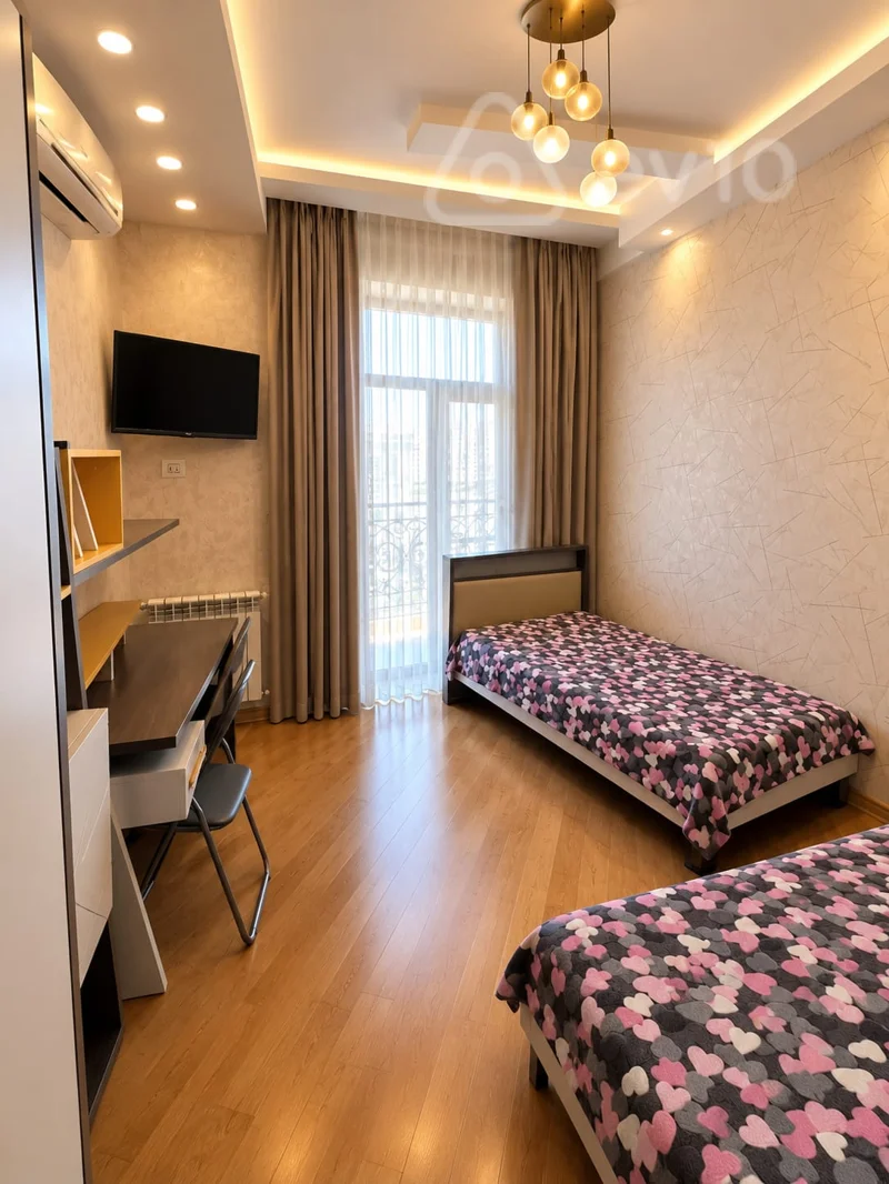 3 otaqlı mənzil, 105 m², Xəqani Rüstəmov küçəsi — kirayə — Mənzil, Bakı (12)