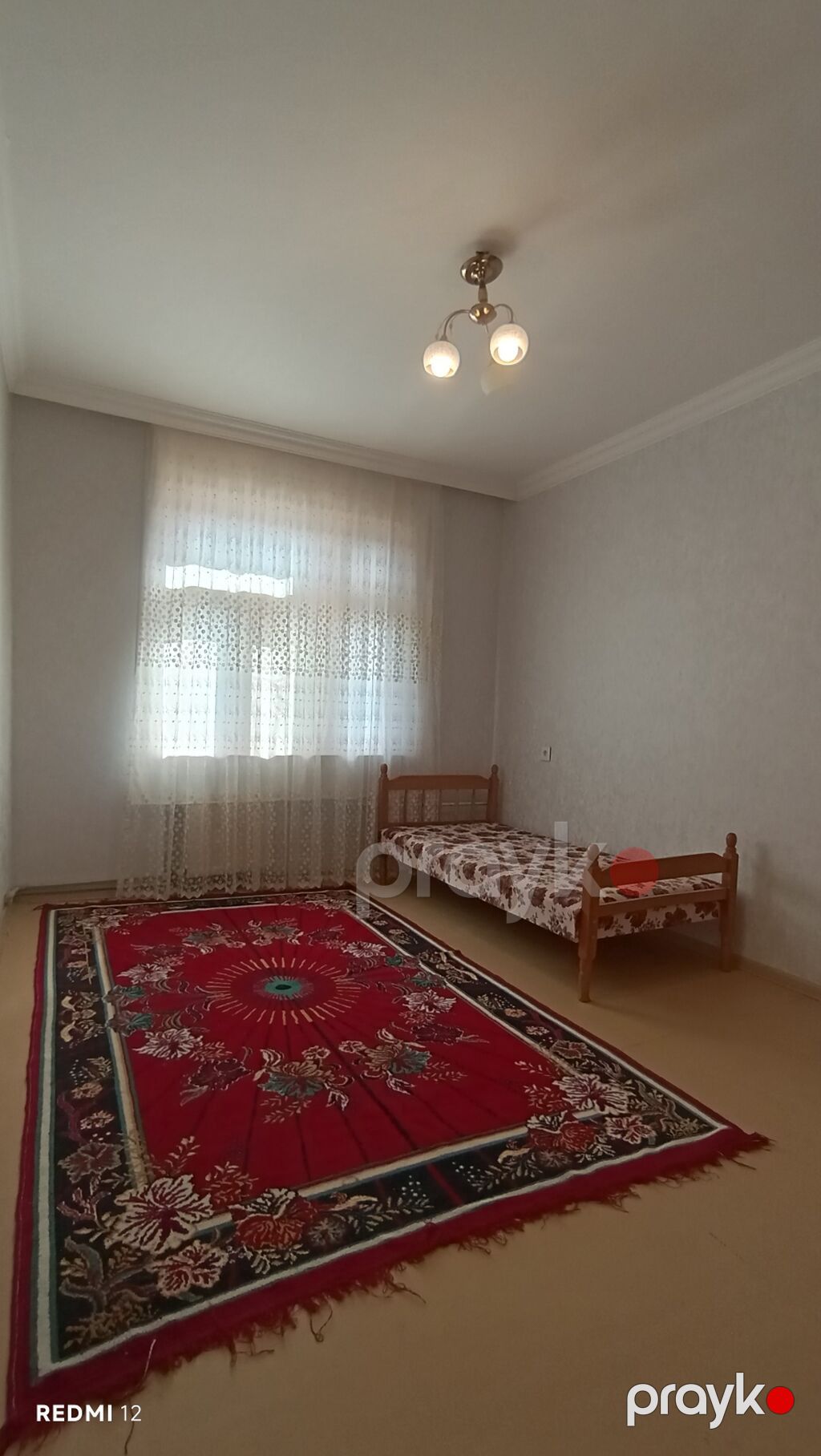 Vasitəçi Ancaq Ailə Şəkildəki Əşyalar Qalır — Mənzil, Bakı (6)