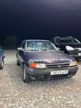 Opel Astra, 1994 il — Автомобили