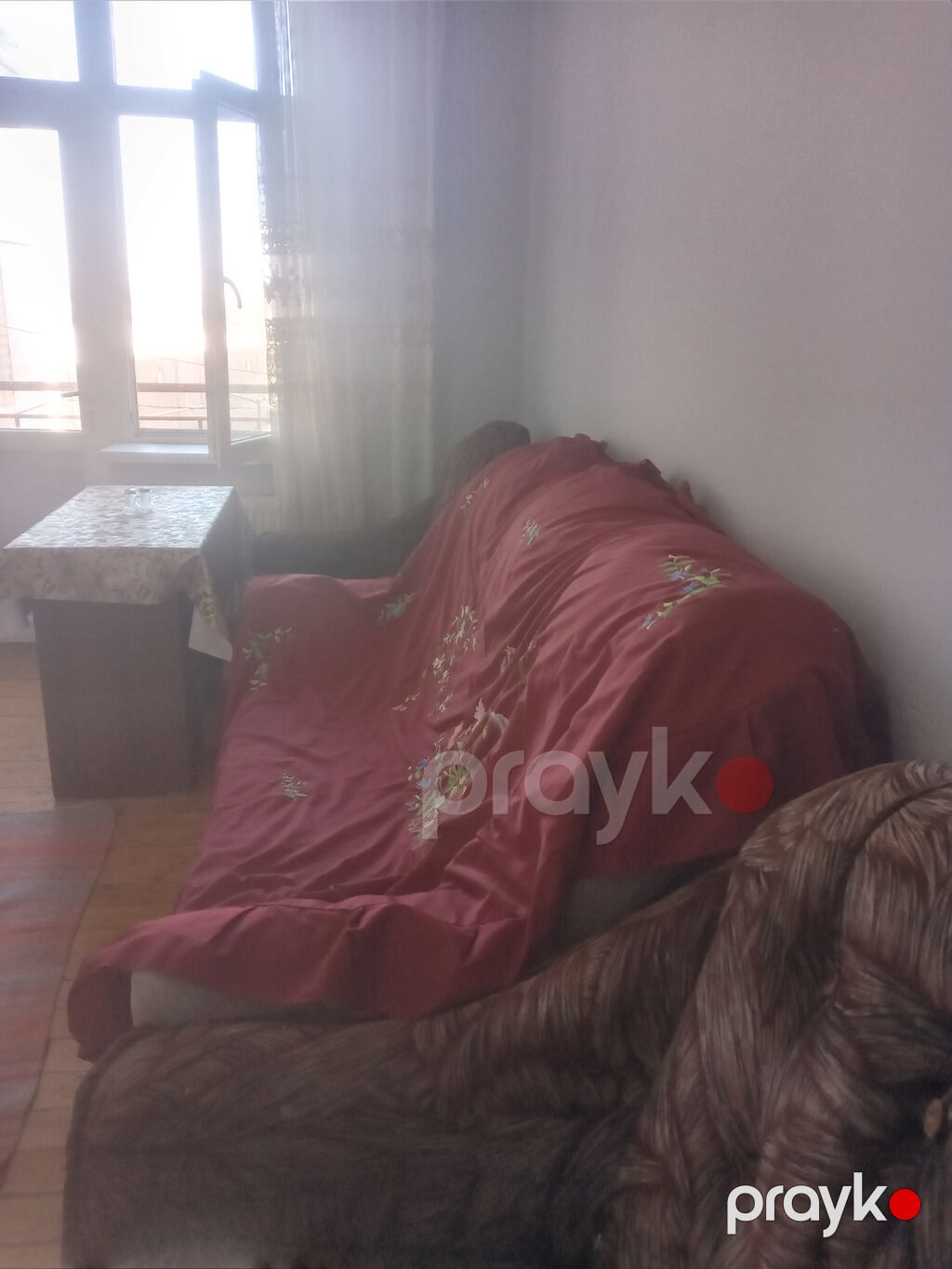 1 otaqdır bir kuxna.hər şeyi var birdene paltaryuyan maşın — Mənzil, Bakı (3)