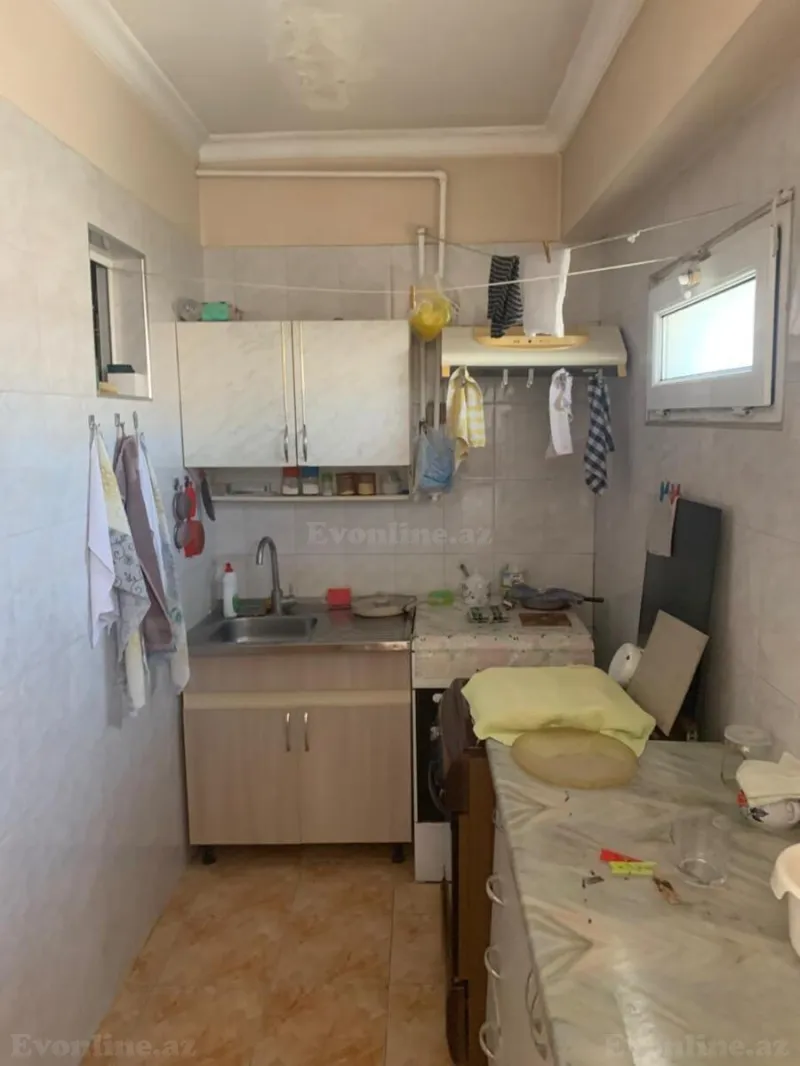 Satılır 3 otaqlı Mənzil Köhnə tikili 65 m² Bakı, Nizami r., Koroğlu m — Mənzil, Bakı (7)