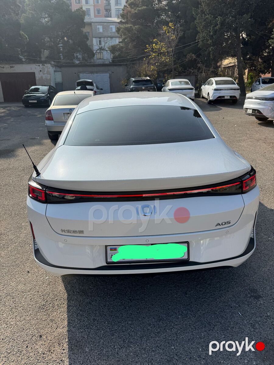 Changan icarəsi — Avtomobil icarəsi, Bakı (2)