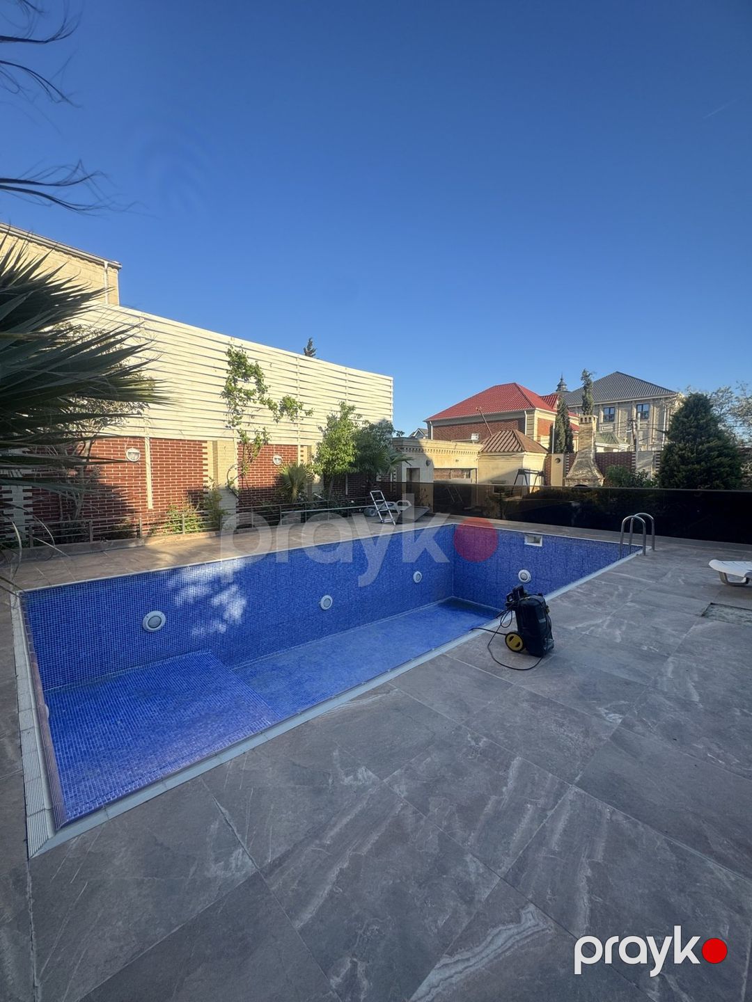 Satılır 6 otaqlı həyət evi/bağ evi 300 m² — Ev, villa, Bakı (8)