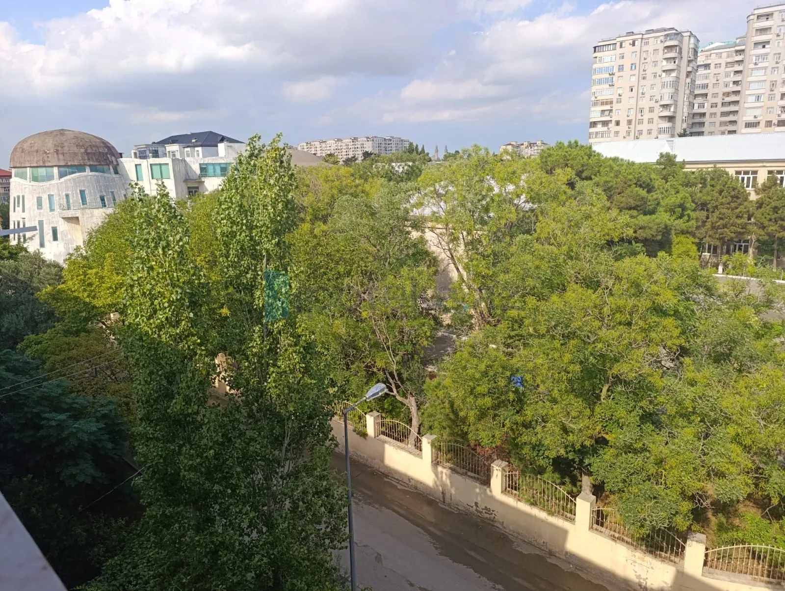 Satılır: 3 Otaq, Köhnə tikili, Nizami r., 8-ci km q., 70.00 m² — Mənzil, Bakı (3)