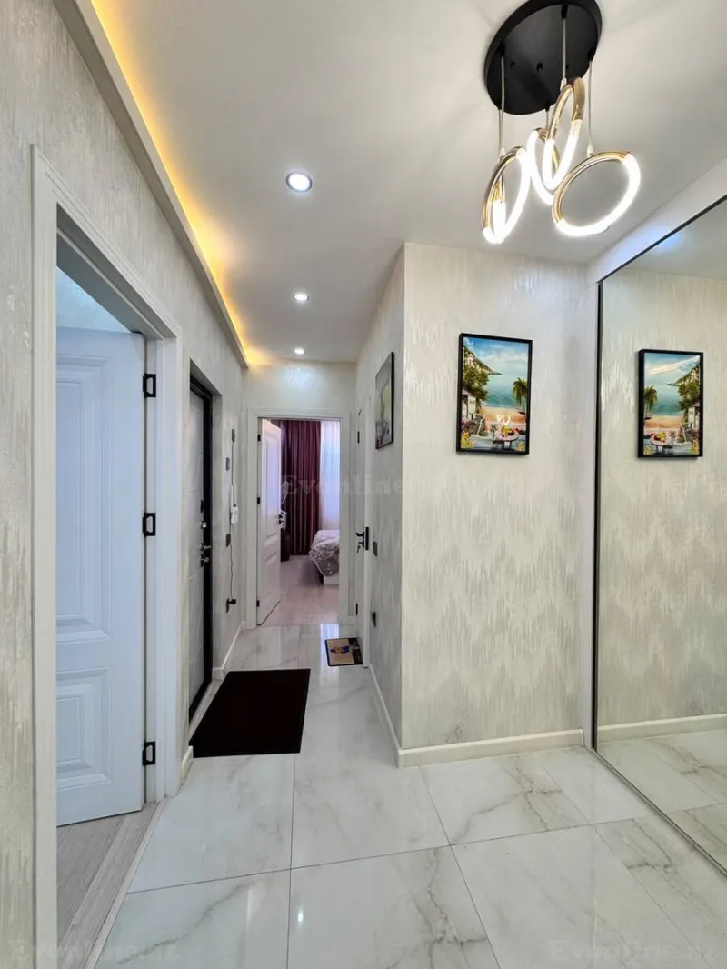 Satılır 2 otaqlı Mənzil Köhnə tikili 60 m² Bakı, Xətai r., Həzi Aslanov m., Əhmədli — Mənzil, Bakı (6)