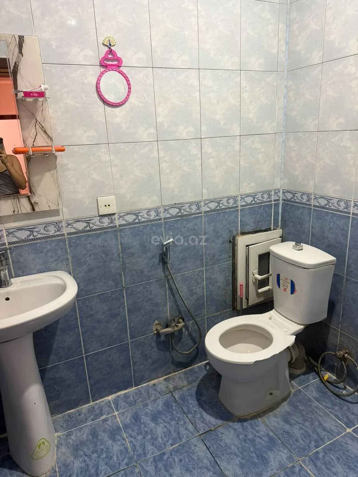 Kirayə 2 otaqlı mənzil İnşaatçılar metrosu yaxınlığında — Mənzil, Bakı (5)