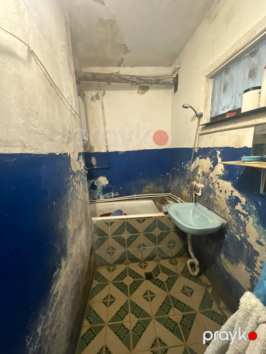 Satılır 2 otaqlı köhnə tikili 65 m² — Mənzil, Bakı (11)